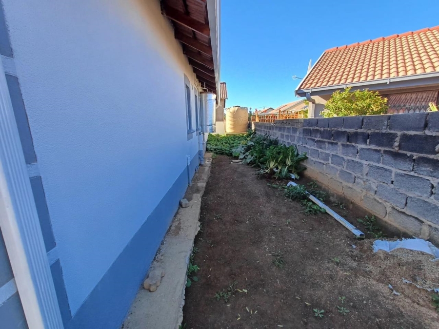 3 Bedroom Property for Sale in Roodepan Northern Cape